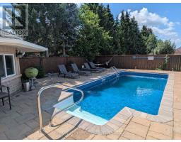 55 QUEENSWAY DRIVE - 17