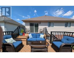 55 QUEENSWAY DRIVE - 19