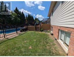 55 QUEENSWAY DRIVE - 20