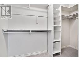 808 - 4 WILLOW STREET - 27