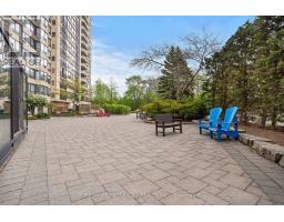 808 - 4 WILLOW STREET - 31