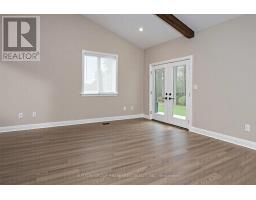 114 BARONS COURT - 13