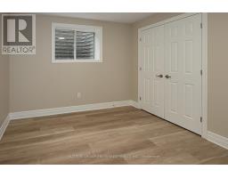 114 BARONS COURT - 25