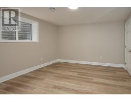 114 BARONS COURT - 26