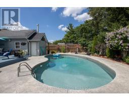 106 BRAMPTON ROAD - 32