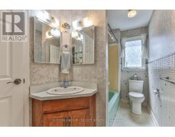 25 FOSTER AVENUE - 22