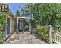 25 FOSTER AVENUE - 31