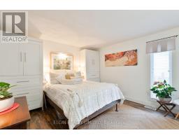 26 OAK STREET - 18
