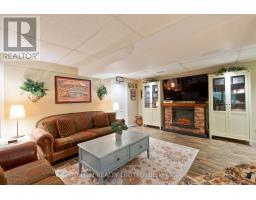 26 OAK STREET - 25