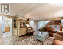 26 OAK STREET - 27