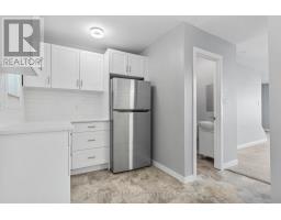 154 - 700 OSGOODE DRIVE - 4