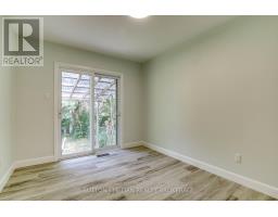 42 WENLOCK CRESCENT - 11