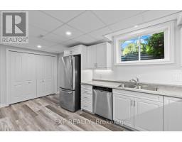 139 JOHN STREET - 27