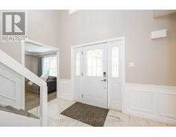 18 THUNDERBIRD CRESCENT - 7