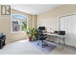 3190 POMEROY LANE - 34