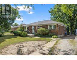 93 MANDEVILLE ROAD - 2