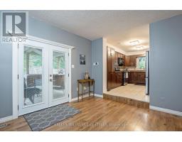 21 BEECHBANK CRESCENT - 14