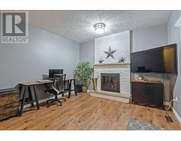 21 BEECHBANK CRESCENT - 16