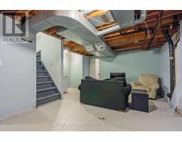 21 BEECHBANK CRESCENT - 29