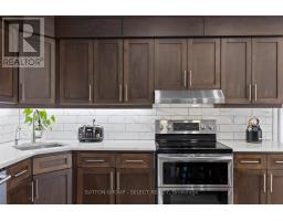 487 JEFFREYBROOK CLOSE - 10