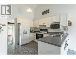 13 - 627 WHARNCLIFFE ROAD S - 14
