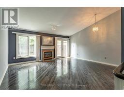 13 - 627 WHARNCLIFFE ROAD S - 7