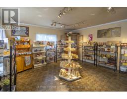 39006 ZURICH-HENSALL ROAD - 18