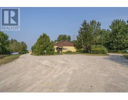 39006 ZURICH-HENSALL ROAD - 27
