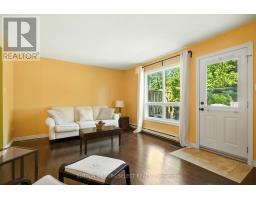 121 - 166 SOUTHDALE ROAD W - 12