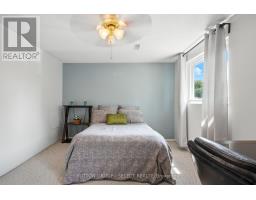 121 - 166 SOUTHDALE ROAD W - 14
