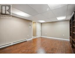 121 - 166 SOUTHDALE ROAD W - 24