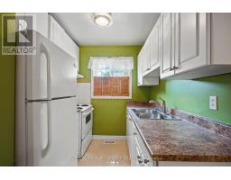 121 - 166 SOUTHDALE ROAD W - 7