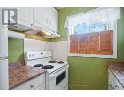 121 - 166 SOUTHDALE ROAD W - 9