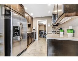2401 - 330 RIDOUT STREET N - 31