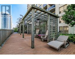 2401 - 330 RIDOUT STREET N - 37