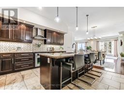 2401 - 330 RIDOUT STREET N - 9
