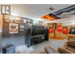 58 VILLENEUVE CRESCENT - 20
