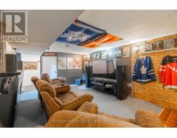58 VILLENEUVE CRESCENT - 24