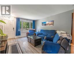 58 VILLENEUVE CRESCENT - 6