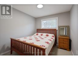 21 - 320 WESTMINSTER AVENUE - 12