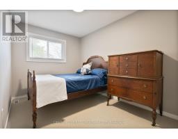 21 - 320 WESTMINSTER AVENUE - 14