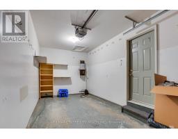 66 - 250 NORTH CENTRE ROAD - 42