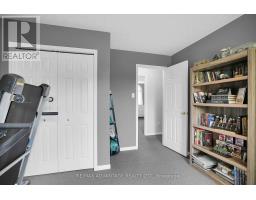 19 SOUTHCOTT COURT - 21