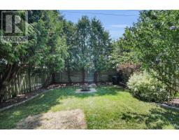 19 SOUTHCOTT COURT - 27
