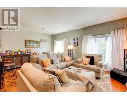34 - 1016 OAKCROSSING GATE - 15