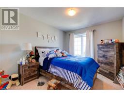 34 - 1016 OAKCROSSING GATE - 16