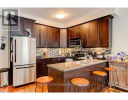34 - 1016 OAKCROSSING GATE - 9