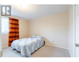 19 FARMINGTON DRIVE - 27