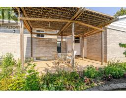 19 FARMINGTON DRIVE - 39