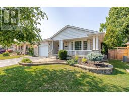 19 FARMINGTON DRIVE - 4